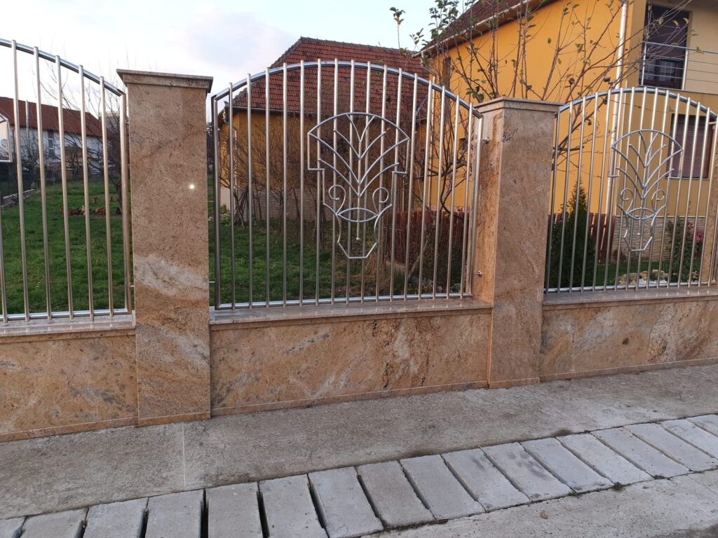 Lucrare la exterior din piatră naturală – Kawa Stone
