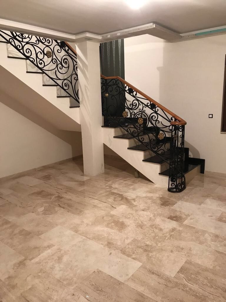 Pardoseală din piatră naturală – lucrare Kawa Stone