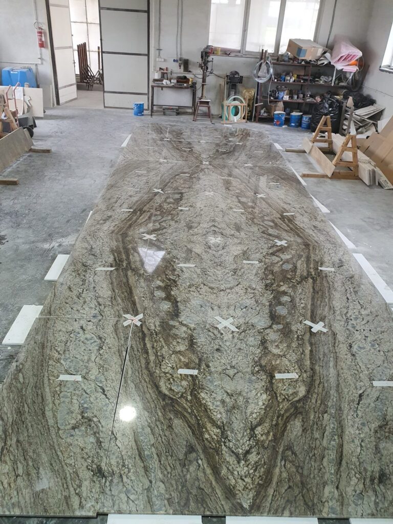 Pardoseală din piatră naturală – lucrare Kawa Stone