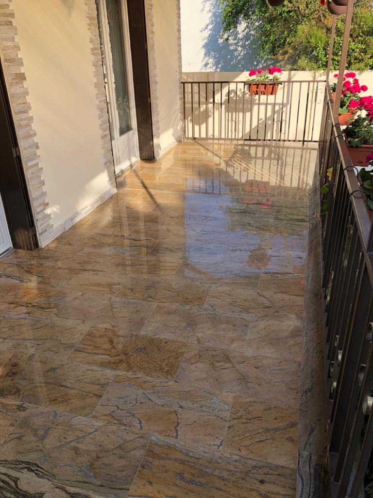 Pardoseală din piatră naturală – lucrare Kawa Stone