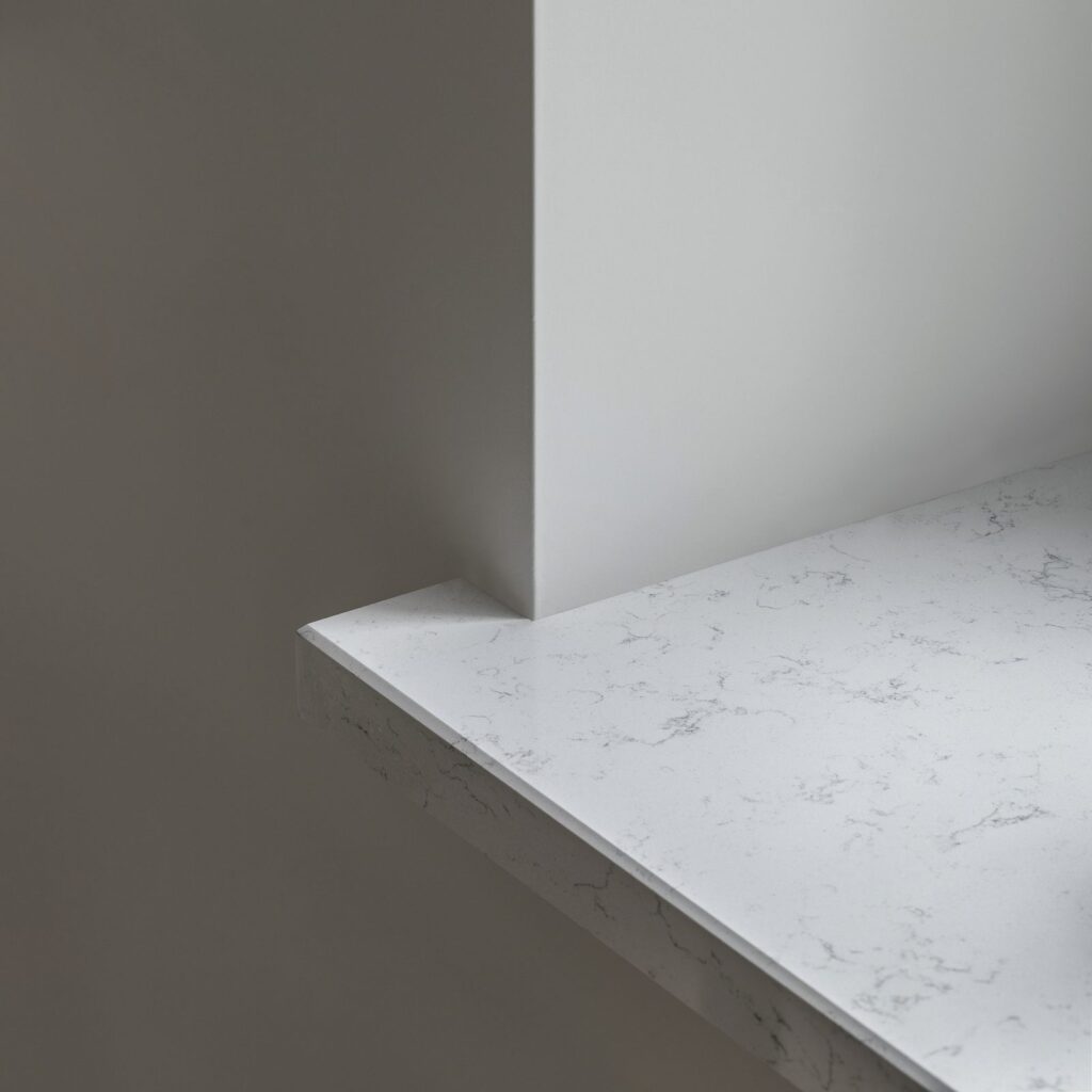 Pervaz din piatră naturală – lucrare Kawa Stone